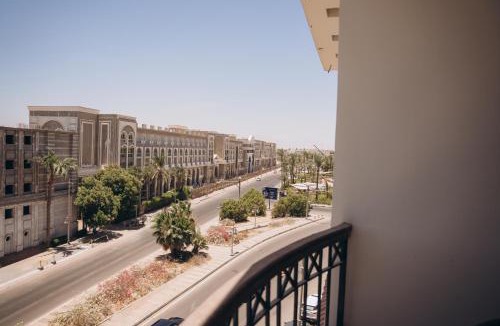 Al Mamsha El Seyahi Hotel | Fantasia Hotel