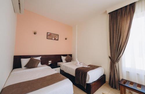 Al Mamsha El Seyahi Hotel | Fantasia Hotel