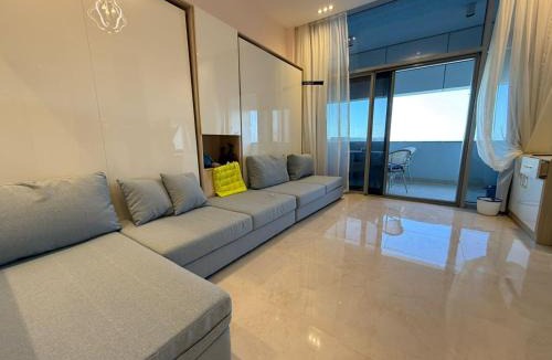 Al Alamayn Ski Chalet | ابراج العلمين