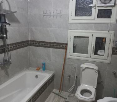 Kafrat al Jabal Apartment | Furnished Apartment Very Close to the Pyramids