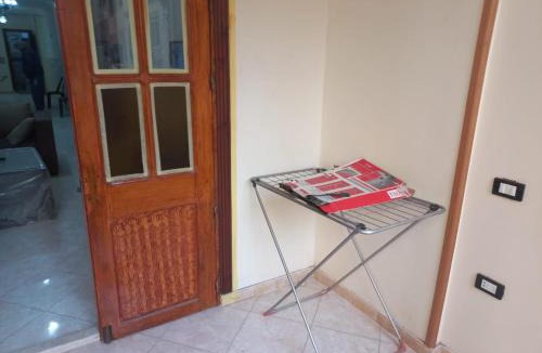 Kafrat al Jabal Apartment | Furnished Apartment Very Close to the Pyramids