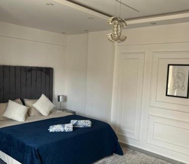 Pyramids Gardens Apartment | Grand Pyramids & GEM View