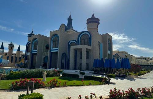 Sahl Hasheeh Hotel | Joy'Apartments in Gravity Hotel Aquapark Sahl Hasheesh for foreign passport holders only