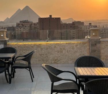 Al Haram Hotel | sun 3 pyramids view hotel