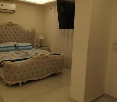Al-Basatin House | فيلا في المعادي الجديده دورين منفصلين
