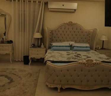 Al-Basatin House | فيلا في المعادي الجديده دورين منفصلين