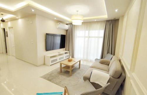 Madinaty Apartment | white Bear