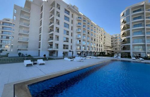 Corniche Road-Dahar Apartment | Scandic Resort Sea View balcony free wi fi