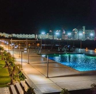 Corniche Road-Dahar Apartment | Scandic Resort Sea View balcony free wi fi