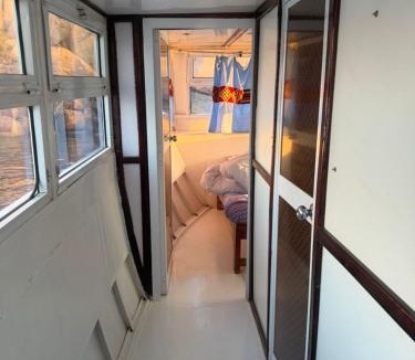 Al Karnak Boat Rental | Nubiana Boat
