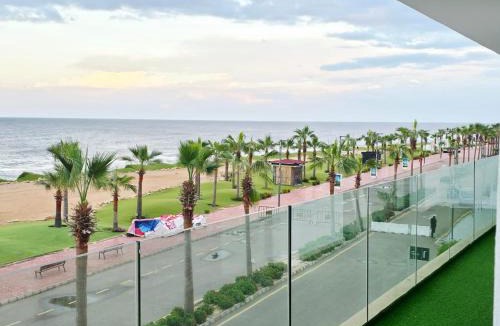 Al-Manasrah Resort | بورتو سعيد صف اول First Home