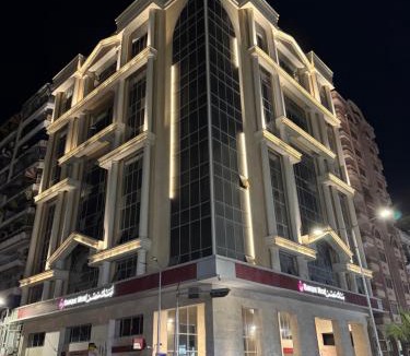 Port Said Apartment | شقة 2 غرفة كبيرة ترى البحر مباشر مكيفة وسط المدينة بورسعيد