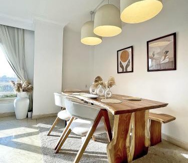 Gezira Apartment | Nile Zamalek - Luxurious Retreat