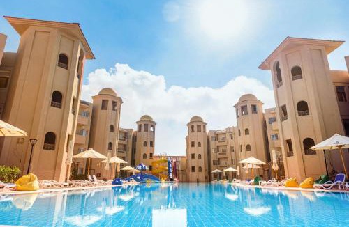 Ash-Sharq Hotel | Marom Port Said Resort & Beach