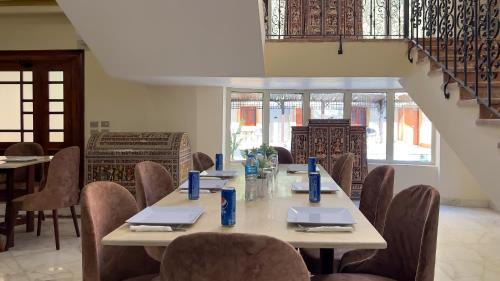 Pyramids Gardens Hotel | Turquoise Pyramids palace