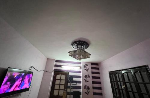 Mansoura Apartment | شقه ثلاثه غرف وريسبشن ثلاثه قطع لك بالكامل بها تكييف ف الصاله