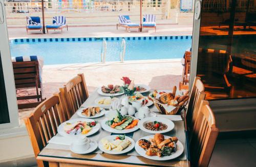 Dawwar Saqr Hotel | Retal View North Coast Aqua Park