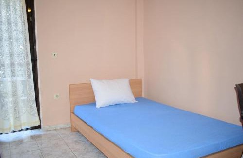 Nea Artaki Apartment | Mallia's Family 3 min walking from sea 1 min fr center (1)