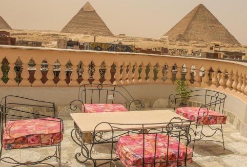 Giza Hotel | Queen Pyramids View Inn