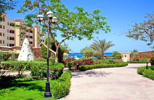 Corniche Road-Dahar Resort | King Tut Aqua Park Beach Resort