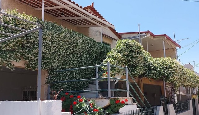 Cozy House 1 5 min from the beach in Vrachati