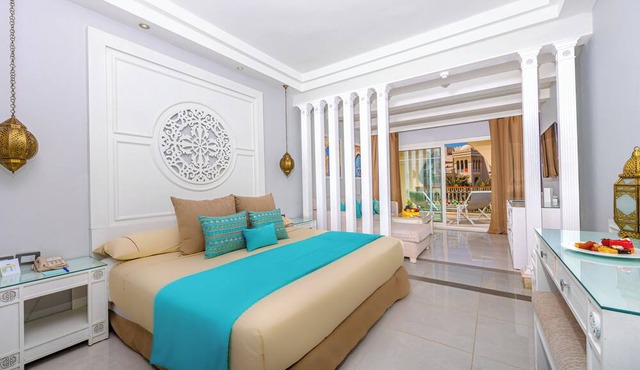 Grand Palace Couples only 18 years plus in Hurghada