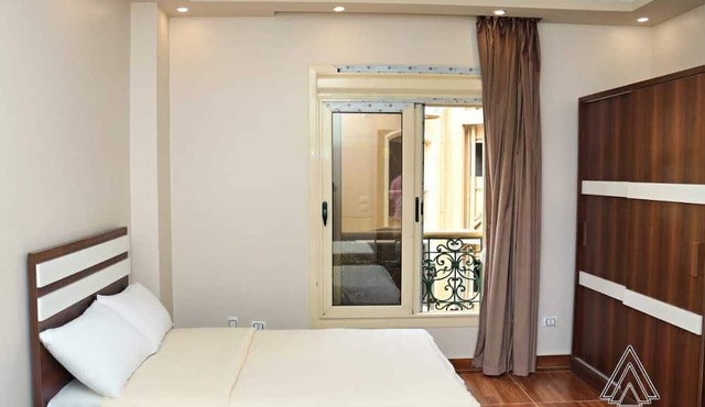 Luca Pyramids Inn