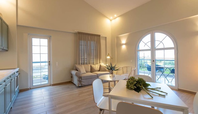 Two Olive Trees - "Olive" Apartment - 2 bedrooms - Sea View in Psathopirgos