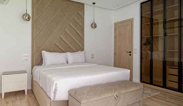 VESTA - Luxury APT - 1BR - Lake View Residence in New Cairo City