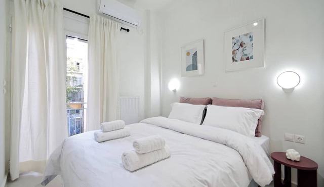 Spacious 3-Bedroom Retreat in the Heart of Pagrati in Athina