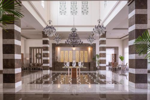 JAZ Elite Crystal, Almaza Bay