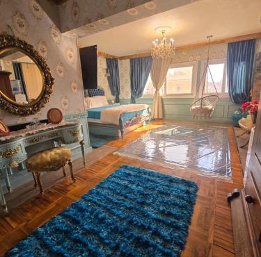 Royal sapphire suit side sea view in Alexandria