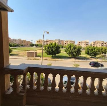 Royal Green Haven 3BR Apartment near Airport Obour in Obour