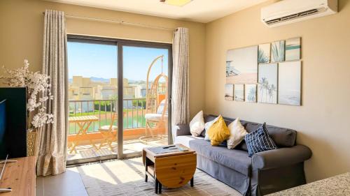 Lagoon & Shared Pool Views! Tawila 2BR in El Gouna in Hurghada
