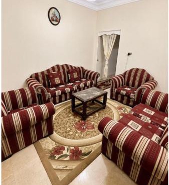 2BR Ground Floor Apartment - Affordable & Convenient in Cairo