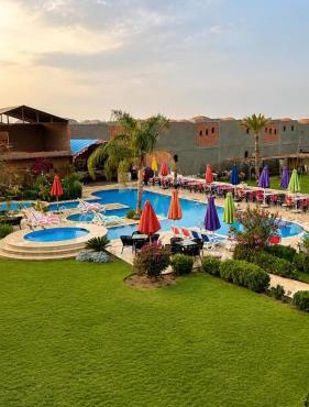 Pyramid Hotel in Yusuf as-Sidiq