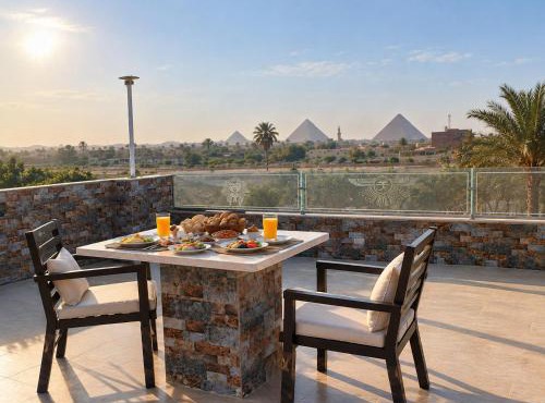King pyramids Resort in Cairo