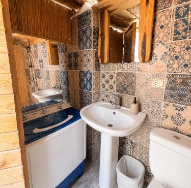 Bedro Guest House Wooden Cabin 30 Sec Beach in Dahab
