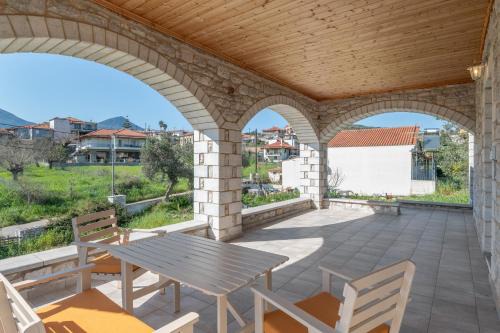 Angelina’s Stone Village House in Valíra