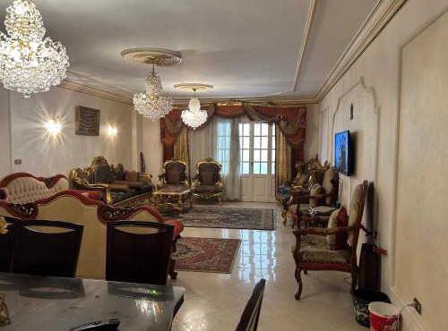 Loran Home in Alexandria
