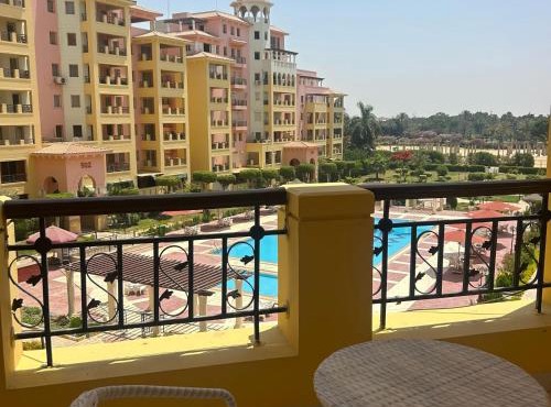 Modern 2-bedroom Apt Dreamland Golf & Pool View in 6th Of October