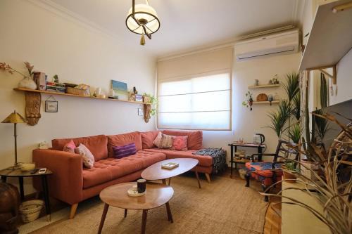 Vintage, Artistic 2BDR in Mohandeseen By Kemetland in Cairo