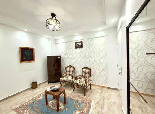 TriPyramids Suites
