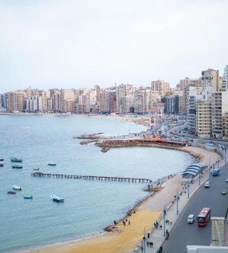 Panoramic seaview 3 bedroom apartment in sidi beshr alexandria in Alexandria