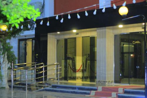 فندق ميريت امون سوهاج in Jazīrat Maḩrūs