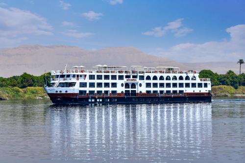 Mövenpick MS Sunray in Luxor