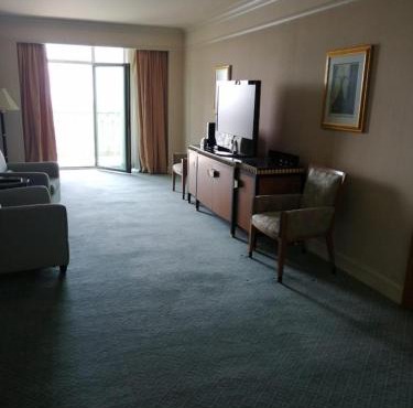 2Bedroom Hotel Apartment at Four Seasons Nile Plaza Stunning Nile View in Cairo