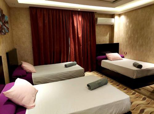 Pyramids Planet Hotel in Cairo