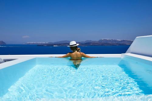 w Honagua Suite - Akrotiri - A Beautiful 1 Bedroom Suite with Heated Infinity Pool in Akrotiri